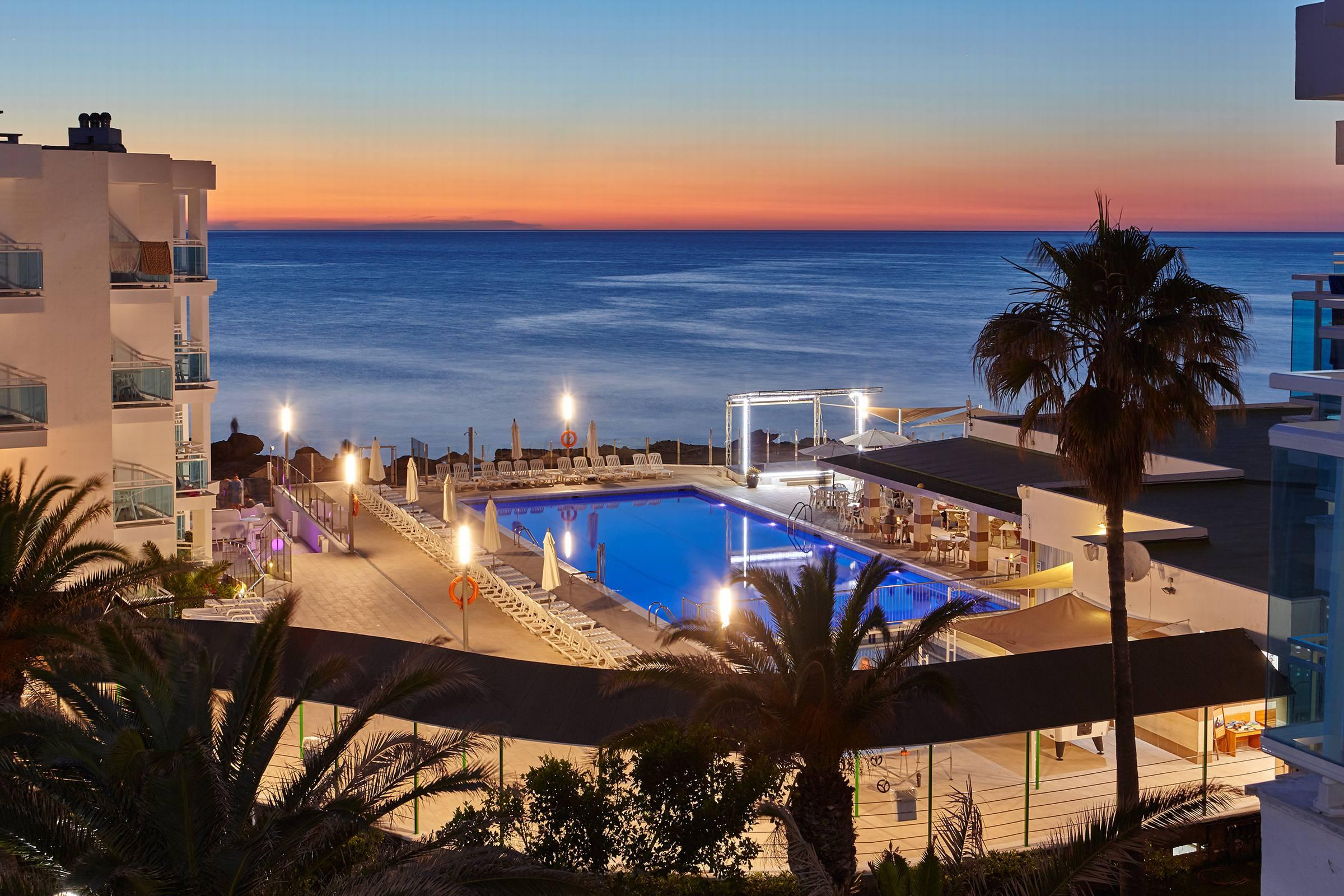 Aparthotel Nereida San Antonio  Luaran gambar
