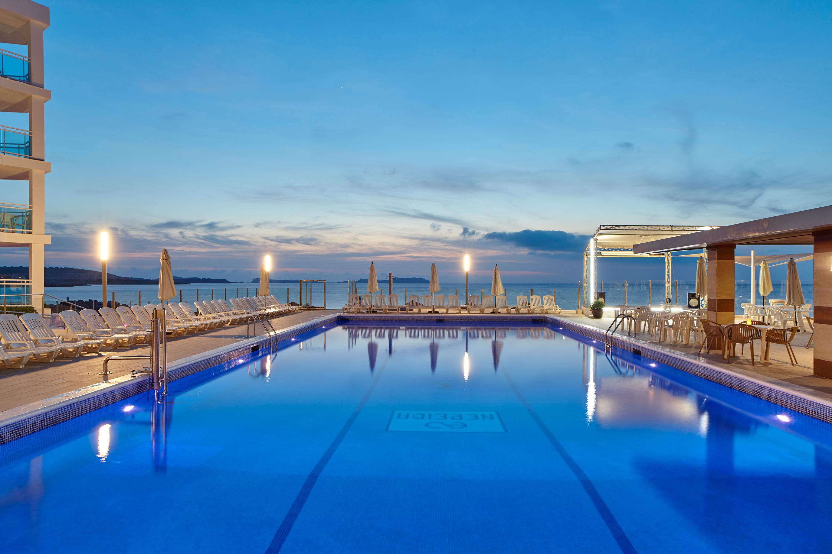 Aparthotel Nereida San Antonio  Luaran gambar