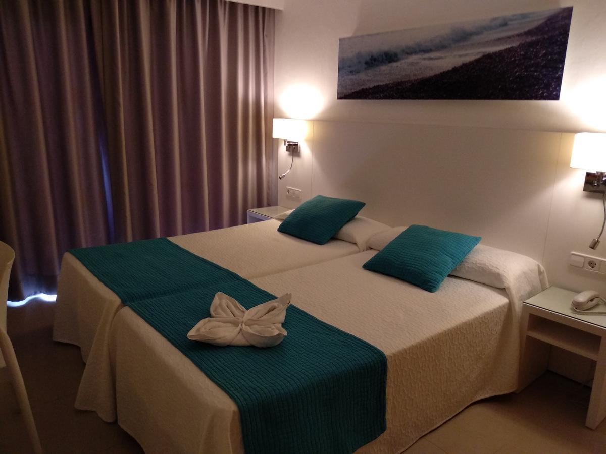 Aparthotel Nereida San Antonio  Luaran gambar